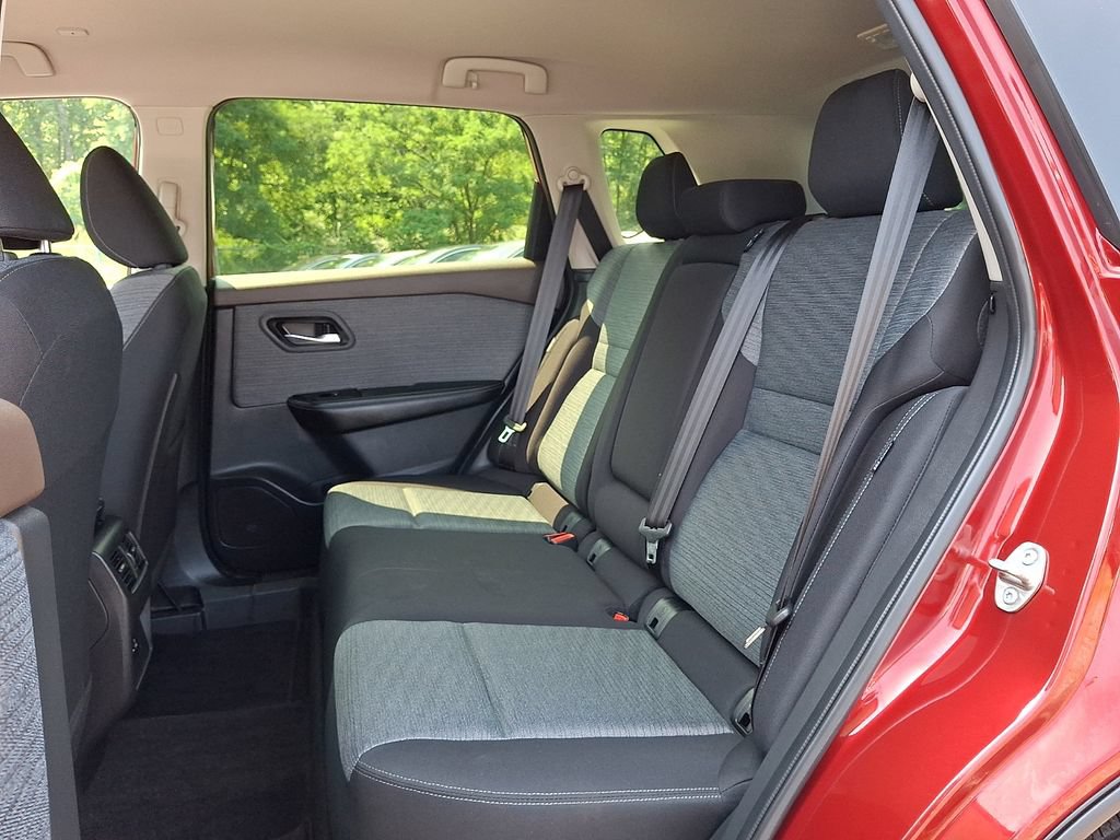 Certified 2023 Nissan Rogue SV AWD/4WD image 11