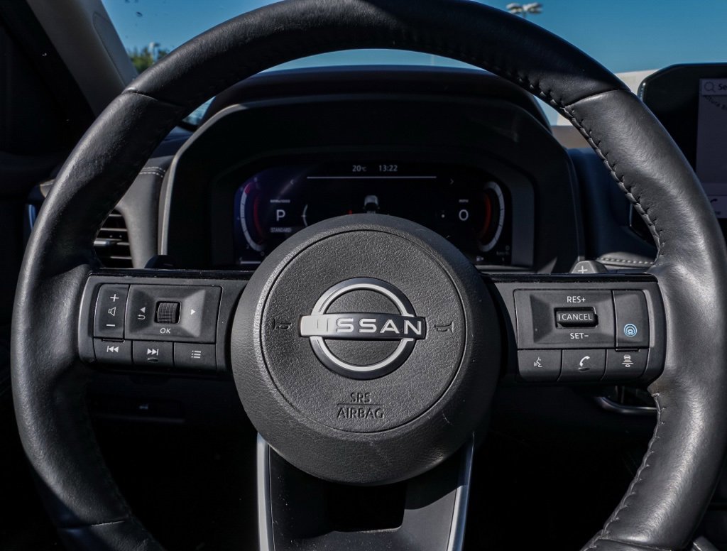 Used 2023 Nissan Rogue Platinum w/ Platinum Premium Package image 26