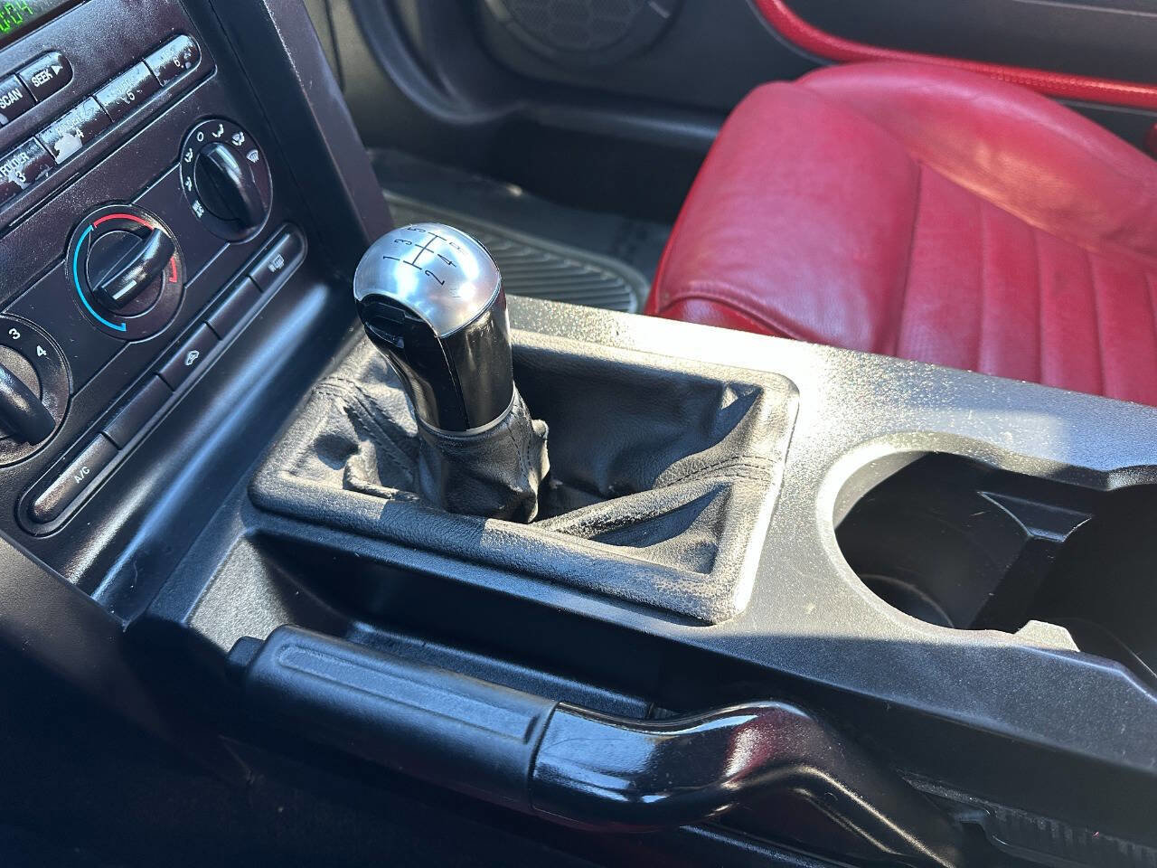 Used 2005 Ford Mustang GT image 35