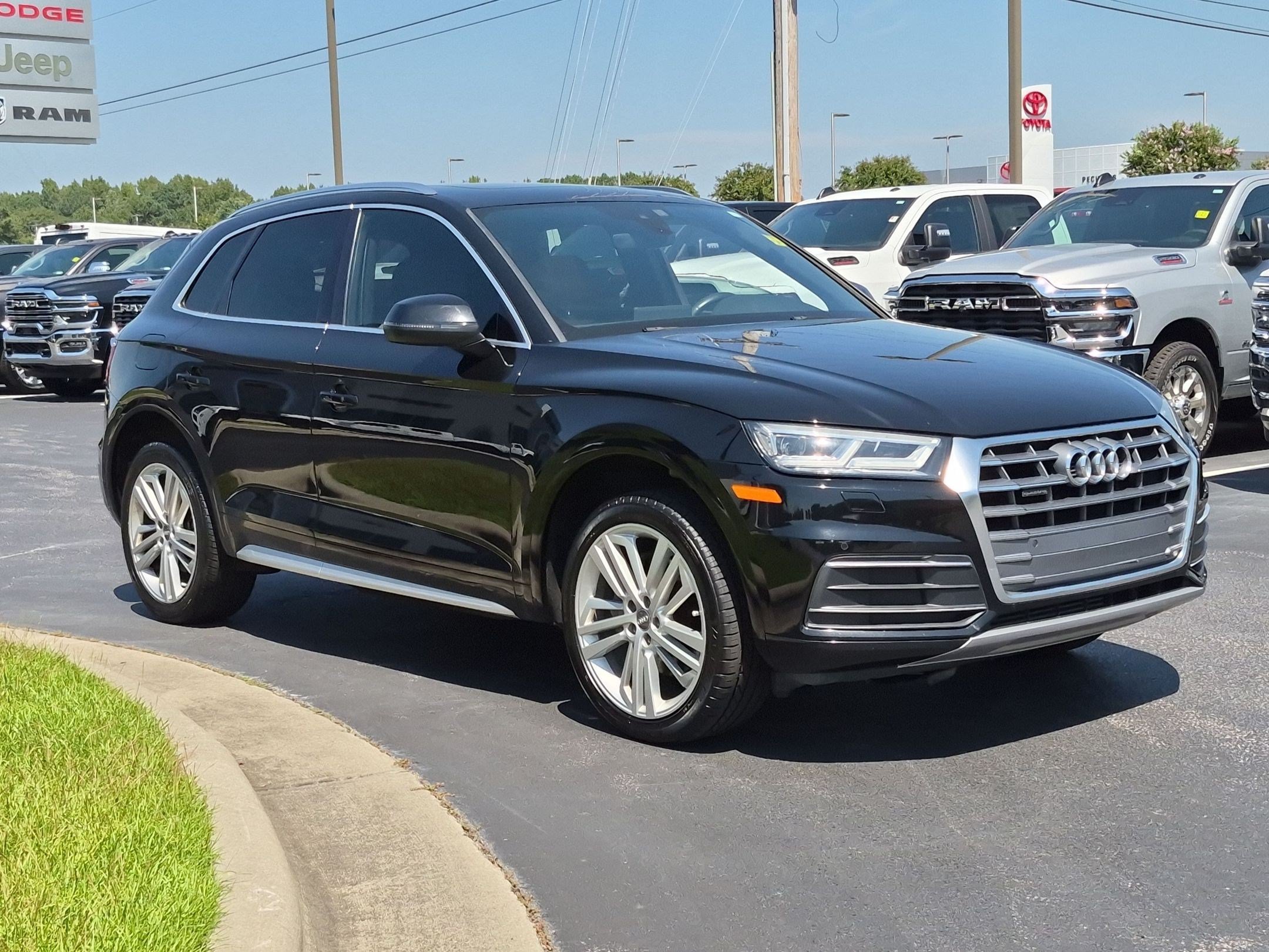 Used 2020 Audi Q5 2.0T Premium Plus AWD/4WD image 3