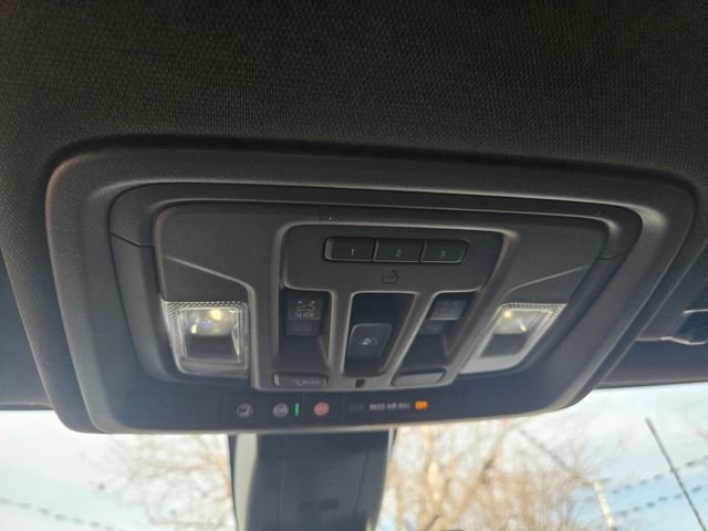 Used 2021 GMC Sierra 3500 Denali w/ Denali Ultimate Package image 20