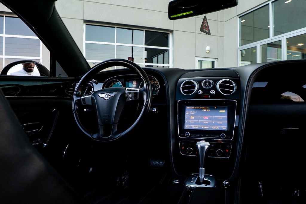 Used 2015 Bentley Flying Spur V8 AWD/4WD image 33