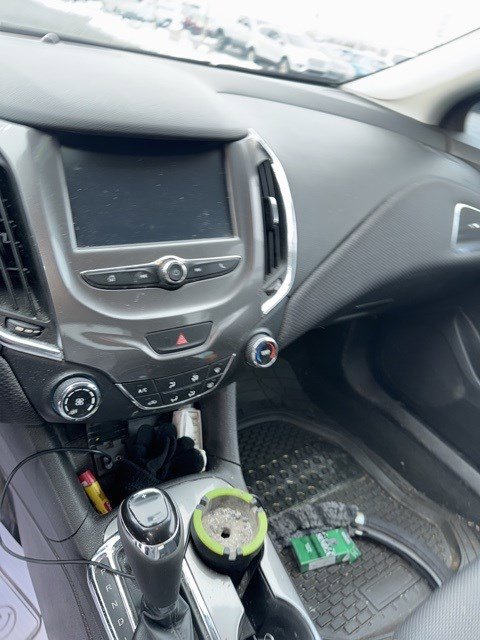 Used 2017 Chevrolet Cruze LT image 16