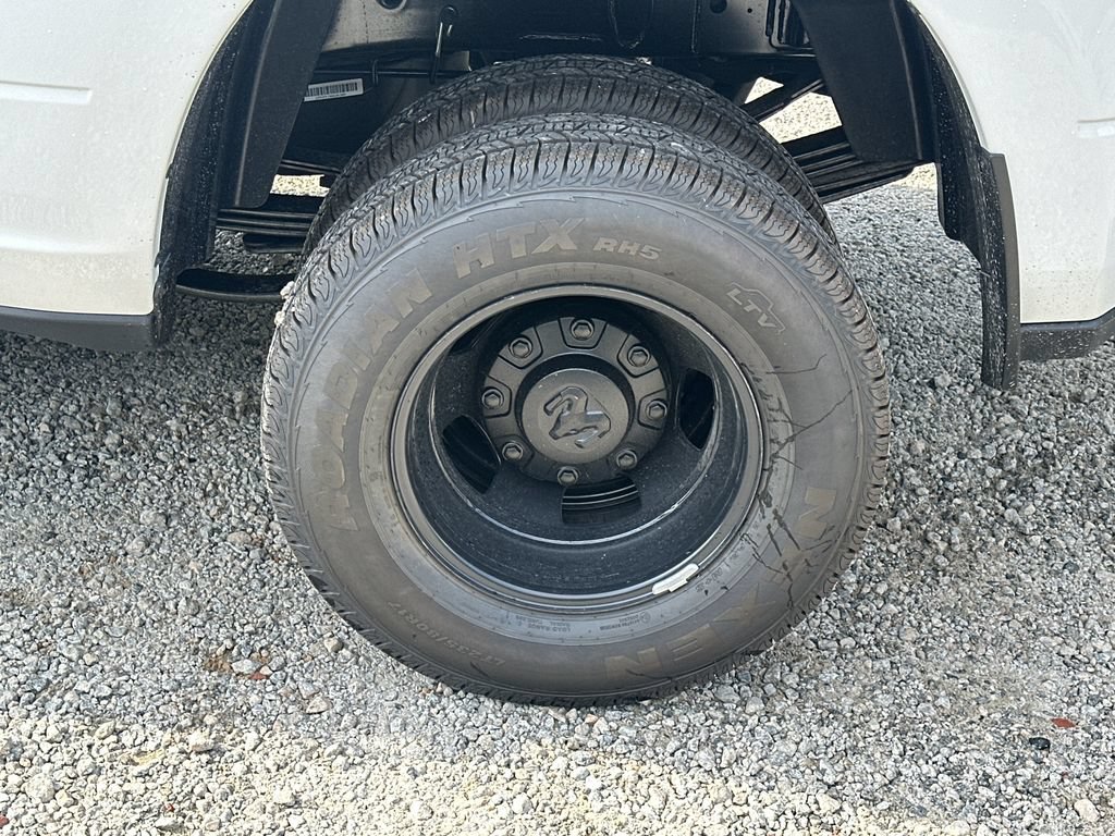 New 2026 RAM 3500 Tradesman AWD/4WD image 19