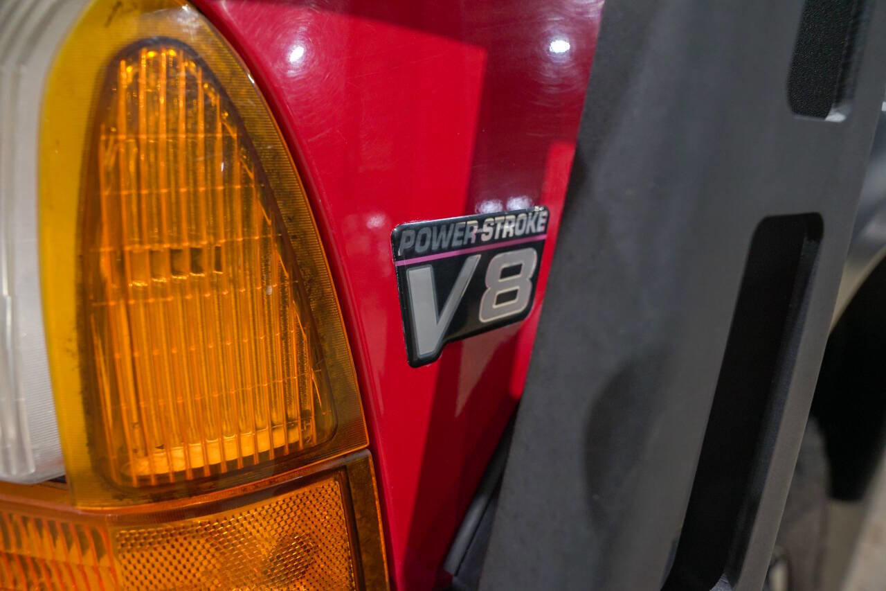 Used 1999 Ford F350 Lariat image 22