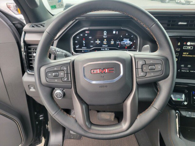 Used 2025 GMC Sierra 1500 AT4 w/ AT4 Premium Package AWD/4WD image 17