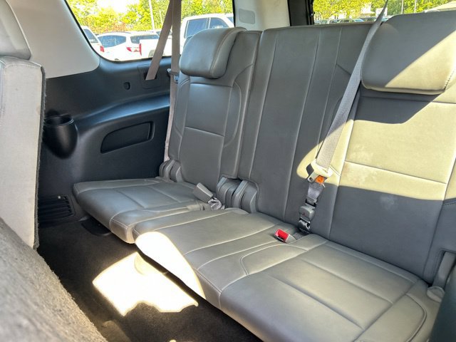 Used 2015 Chevrolet Suburban LT w/ Luxury Package AWD/4WD image 22