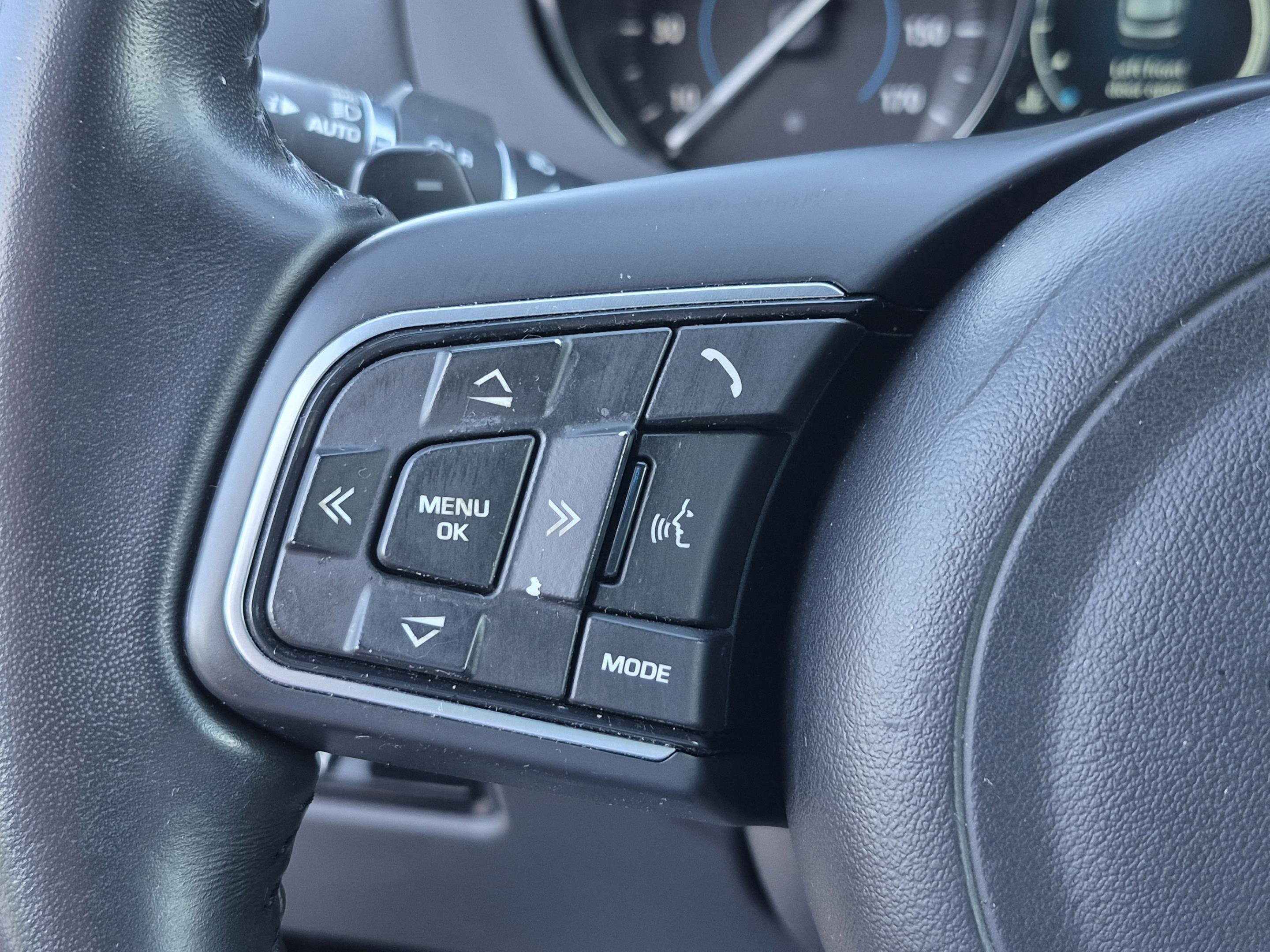 Used 2018 Jaguar F-PACE Premium AWD/4WD image 29