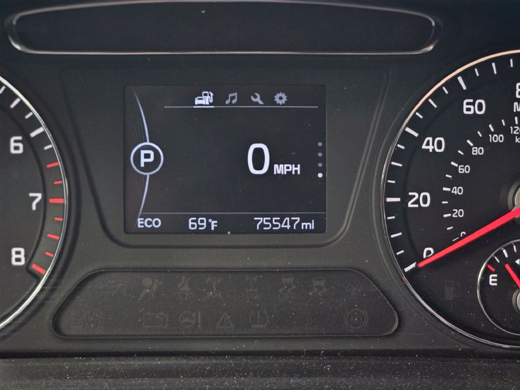Used 2016 Kia Sorento L FWD image 16