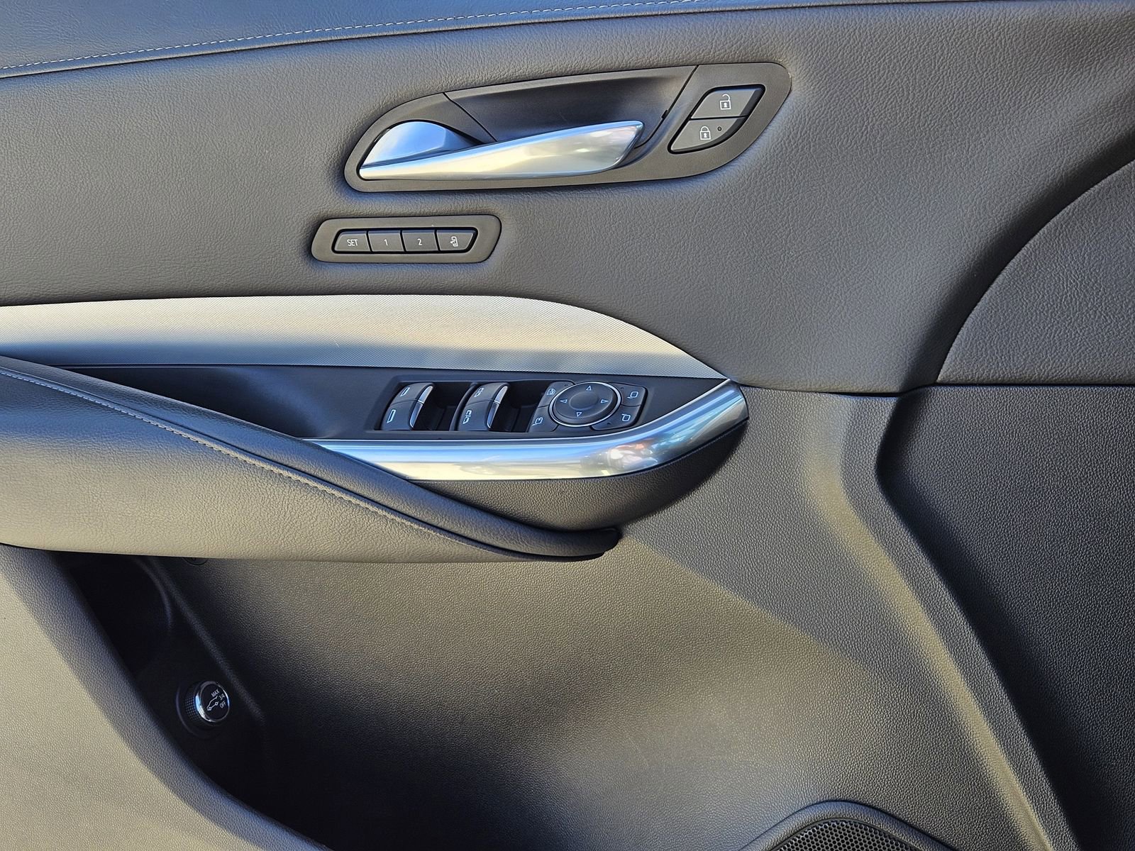 Certified 2023 Cadillac XT4 Premium Luxury w/ Driver Assist Package image 29