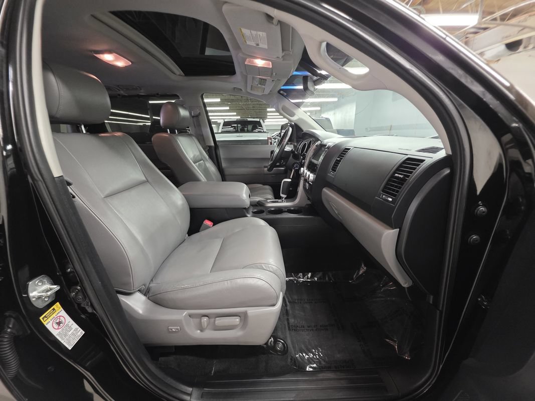 Used 2013 Toyota Sequoia Limited AWD/4WD image 27