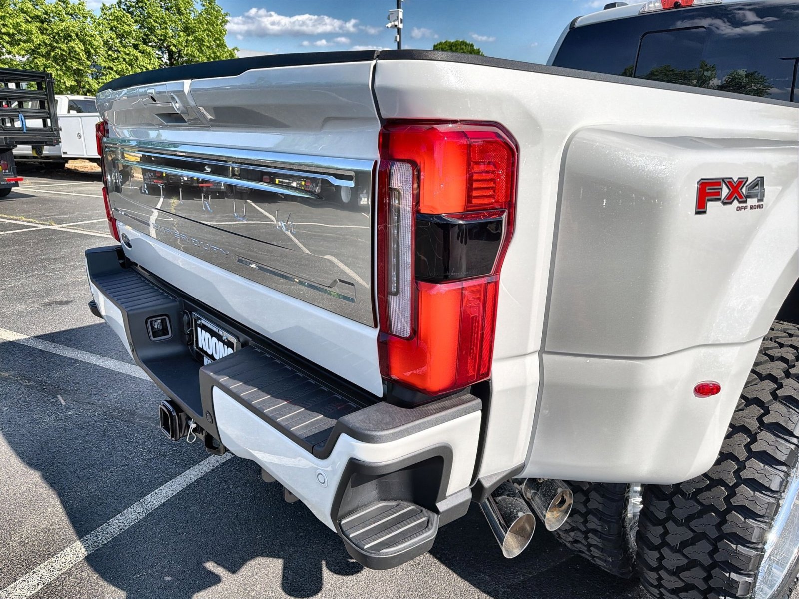 New 2026 Ford F450 Platinum w/ Platinum Plus Package image 19