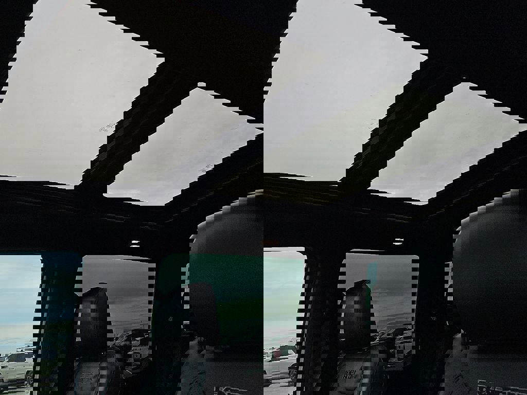 Used 2019 Ford F150 Raptor w/ Equipment Group 802A Luxury AWD/4WD image 23