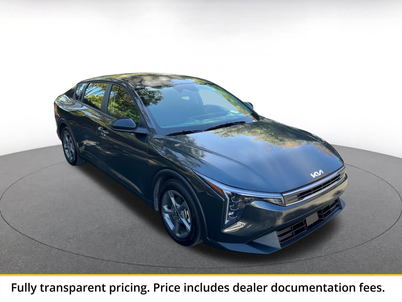 Used 2025 Kia K4 FWD image 1
