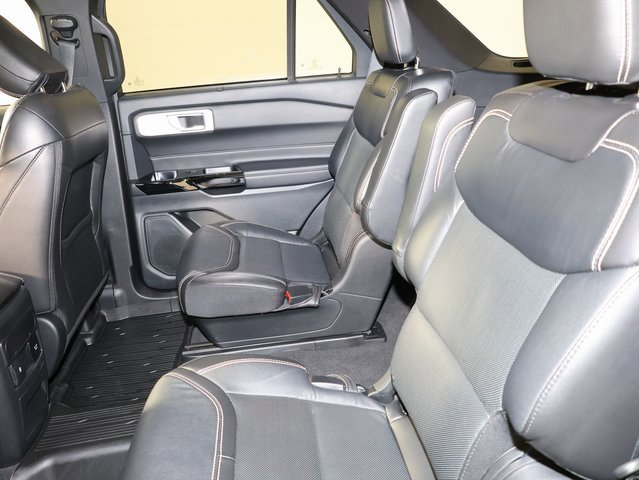 Used 2022 Ford Explorer ST w/ Equipment Group 401A image 26