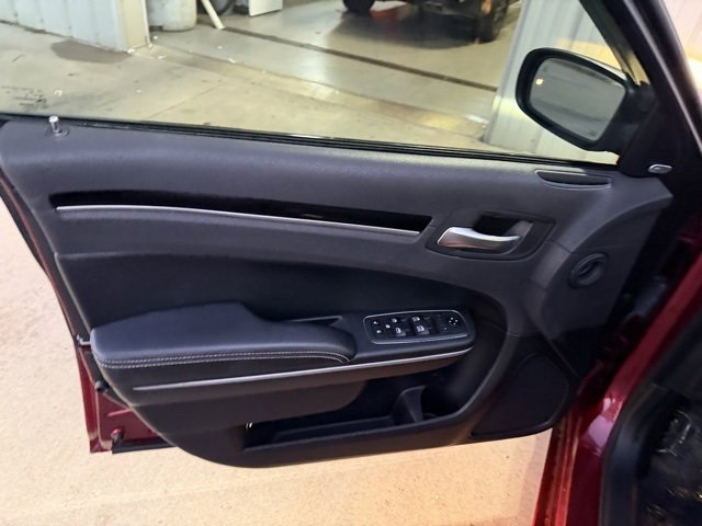 Used 2021 Chrysler 300 S image 16