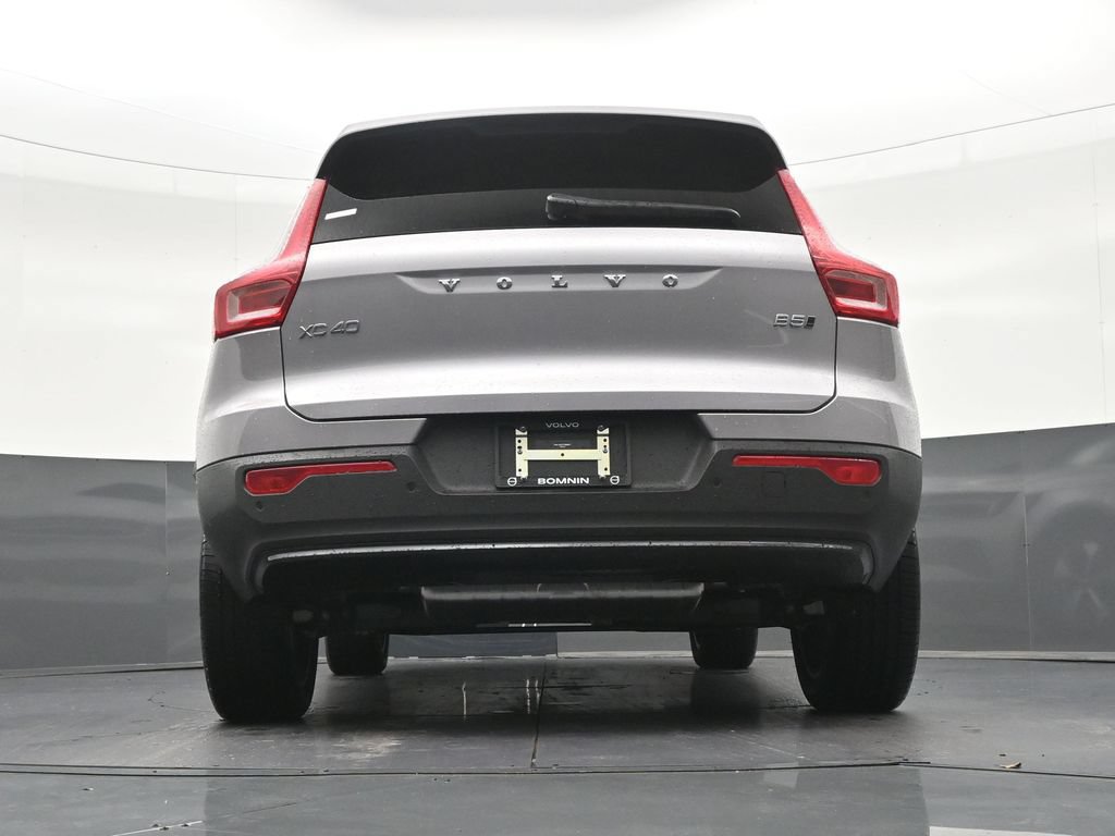 New 2026 Volvo XC40 B5 Plus w/ Protection Package Premier AWD/4WD image 24