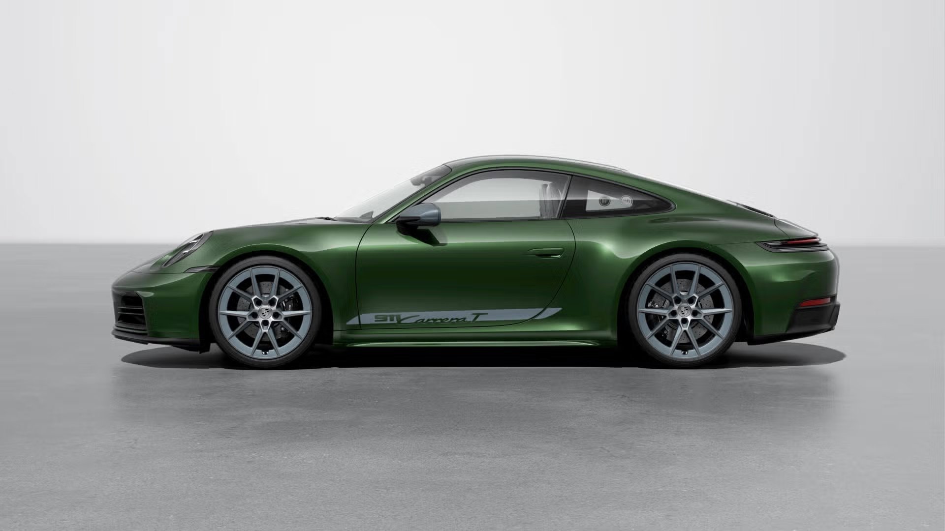 New 2026 Porsche 911 Carrera T image 2