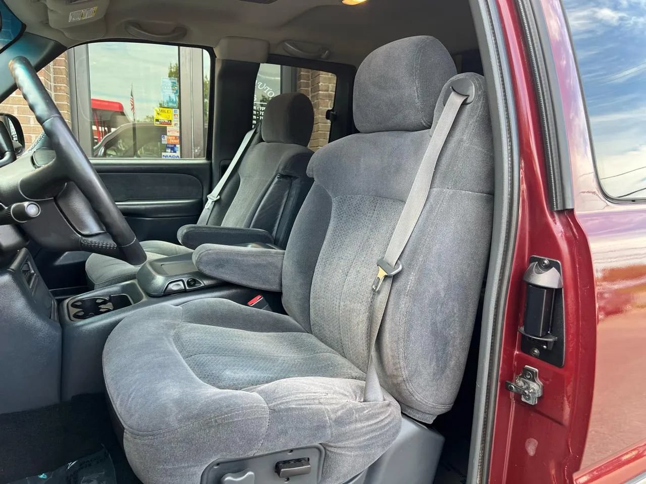 Used 2002 Chevrolet Silverado 2500 LS w/ Electrical Convenience Pkg RWD image 28