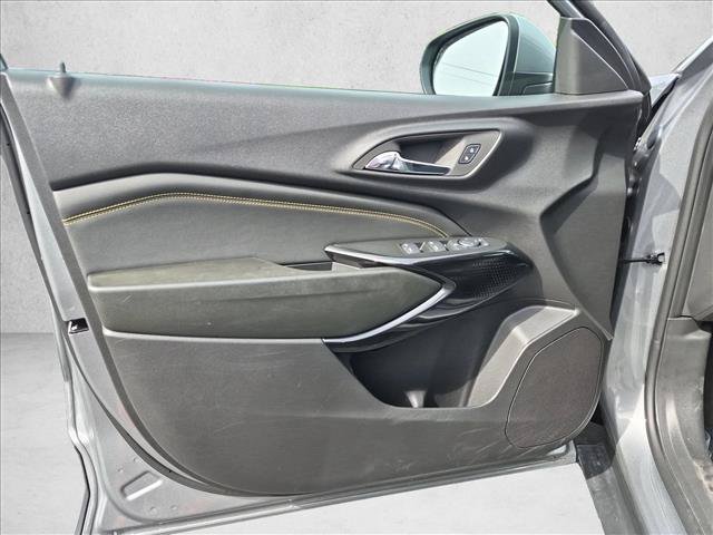 Used 2026 Chevrolet Trax LT FWD image 25