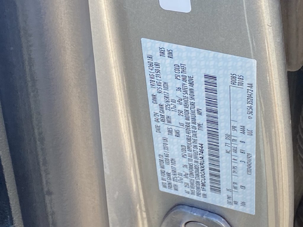 Used 2024 Ford Escape Active FWD image 29