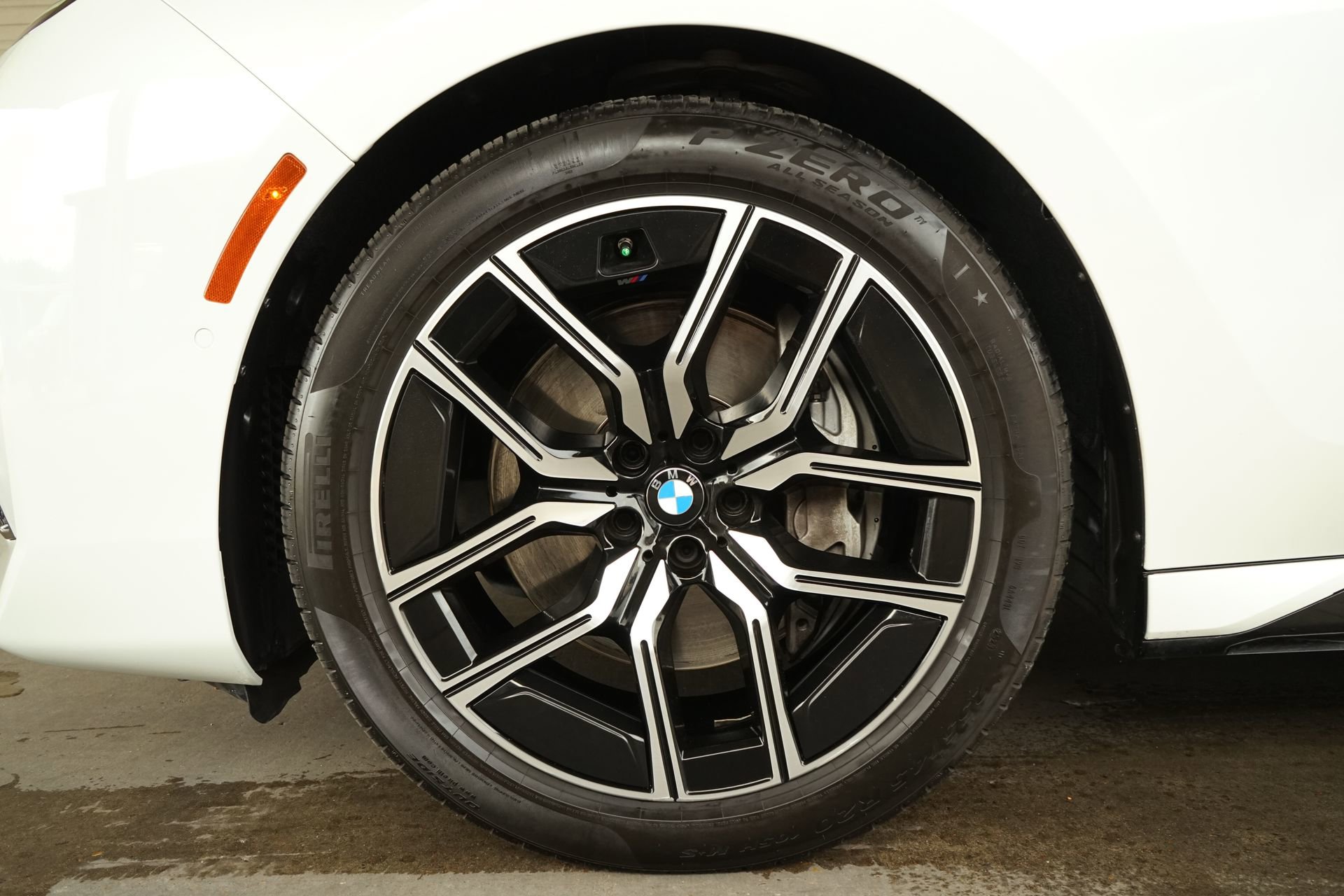 Used 2023 BMW 740i RWD image 35