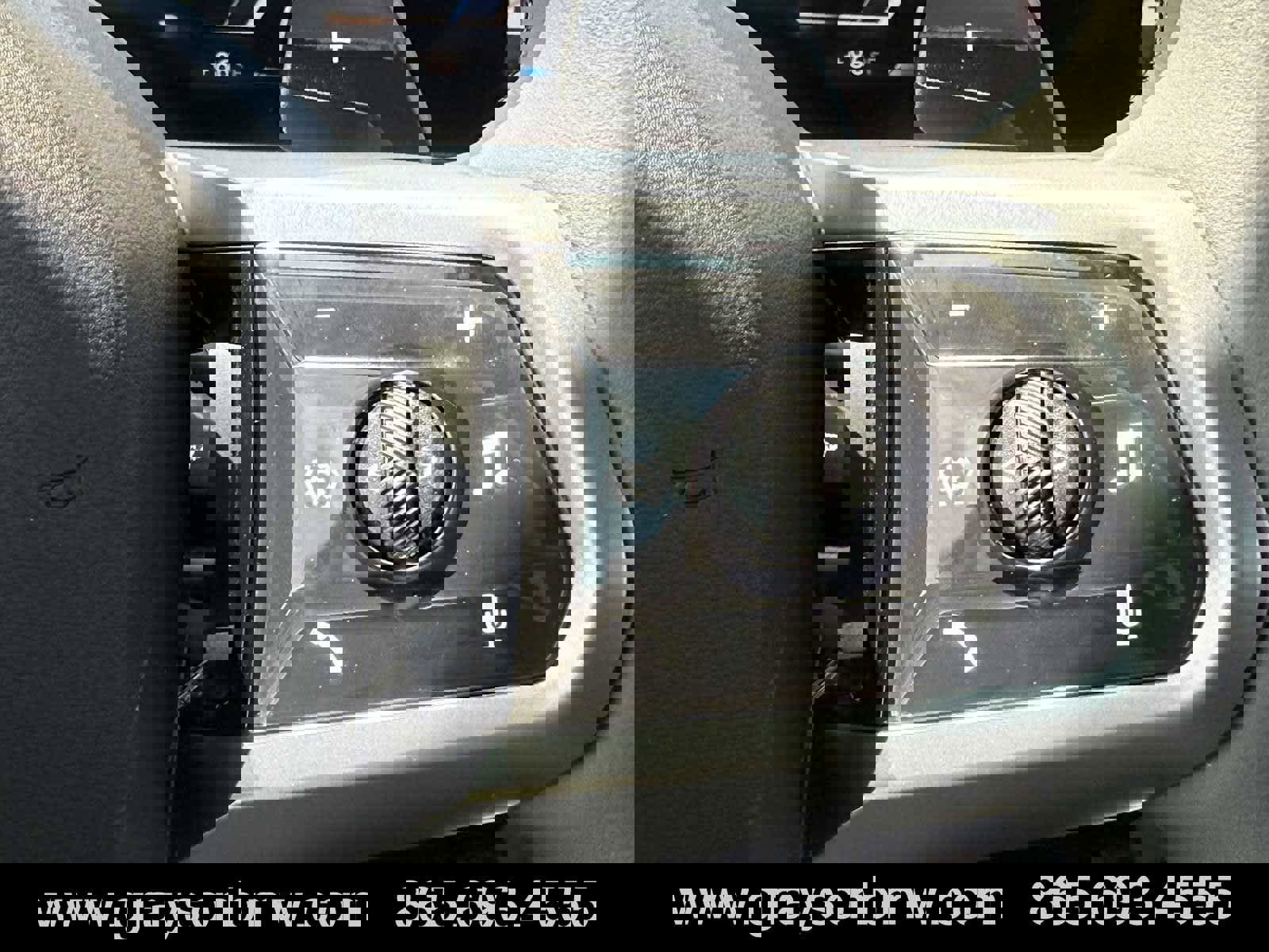 Used 2025 BMW X3 xDrive30i w/ Premium Package image 22