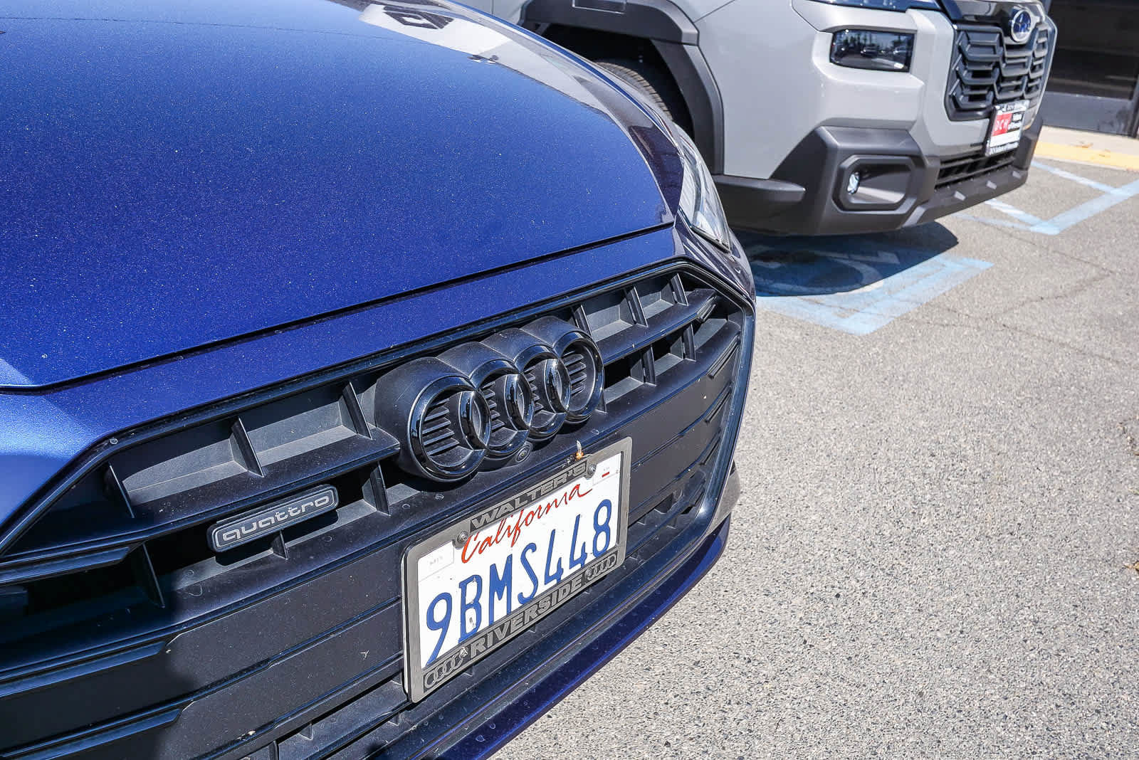 Used 2022 Audi A4 2.0T Premium Plus w/ Premium Plus Package AWD/4WD image 3