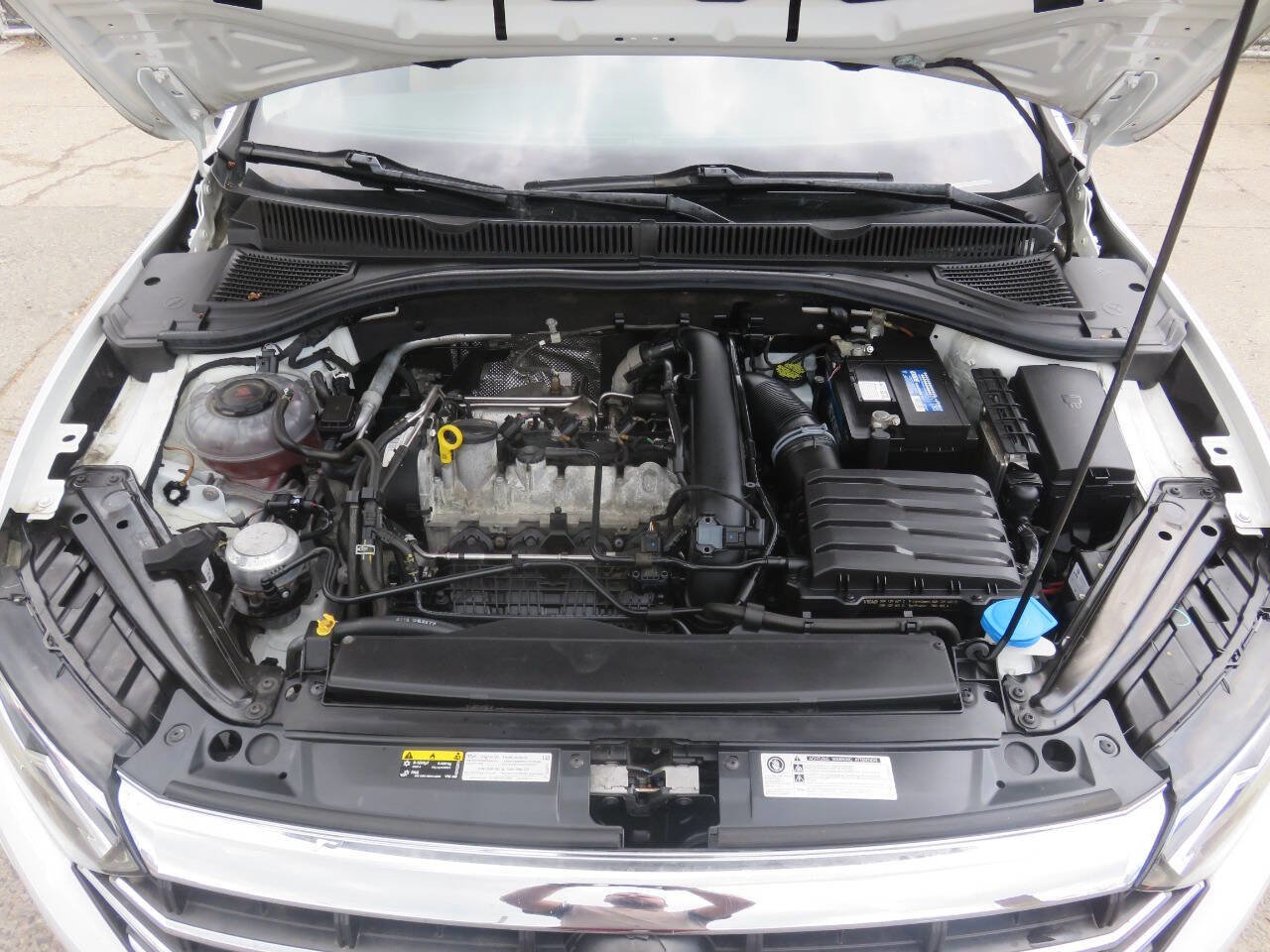 Used 2019 Volkswagen Jetta SE FWD image 35