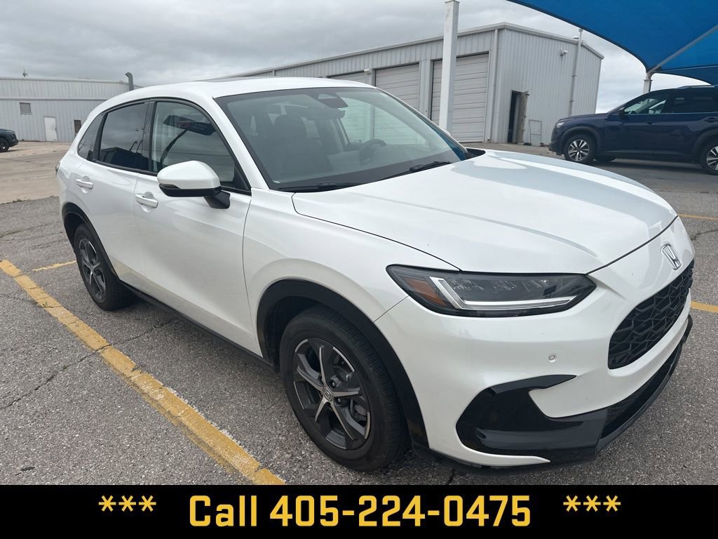 Used 2025 Honda HR-V EX-L image 9