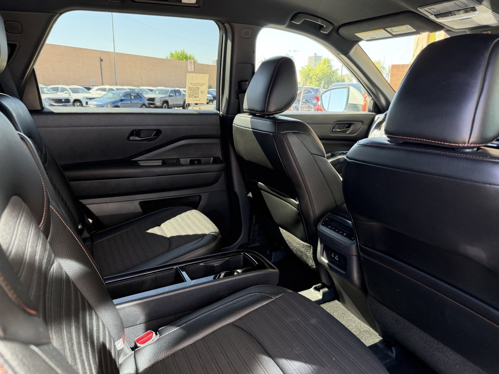 Used 2024 Nissan Pathfinder Rock Creek AWD/4WD image 36
