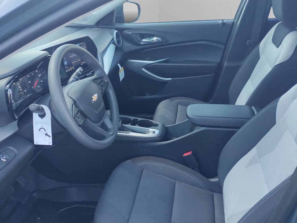 New 2026 Chevrolet Trax LS w/ LS Convenience Package image 9