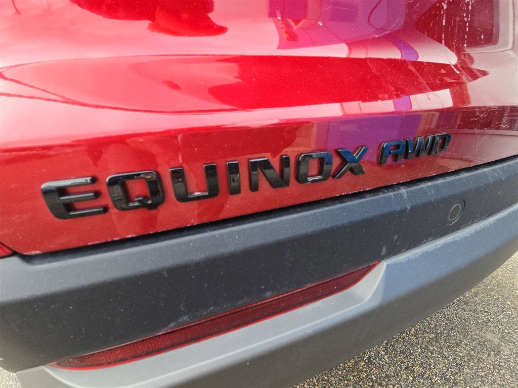 New 2026 Chevrolet Equinox LT w/ Midnight Edition image 30