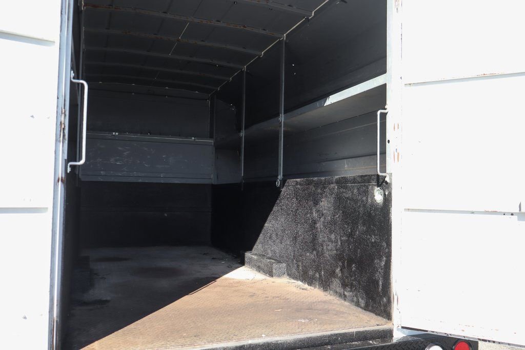 Used 2021 Ford F550 2WD Regular Cab Super Duty image 9