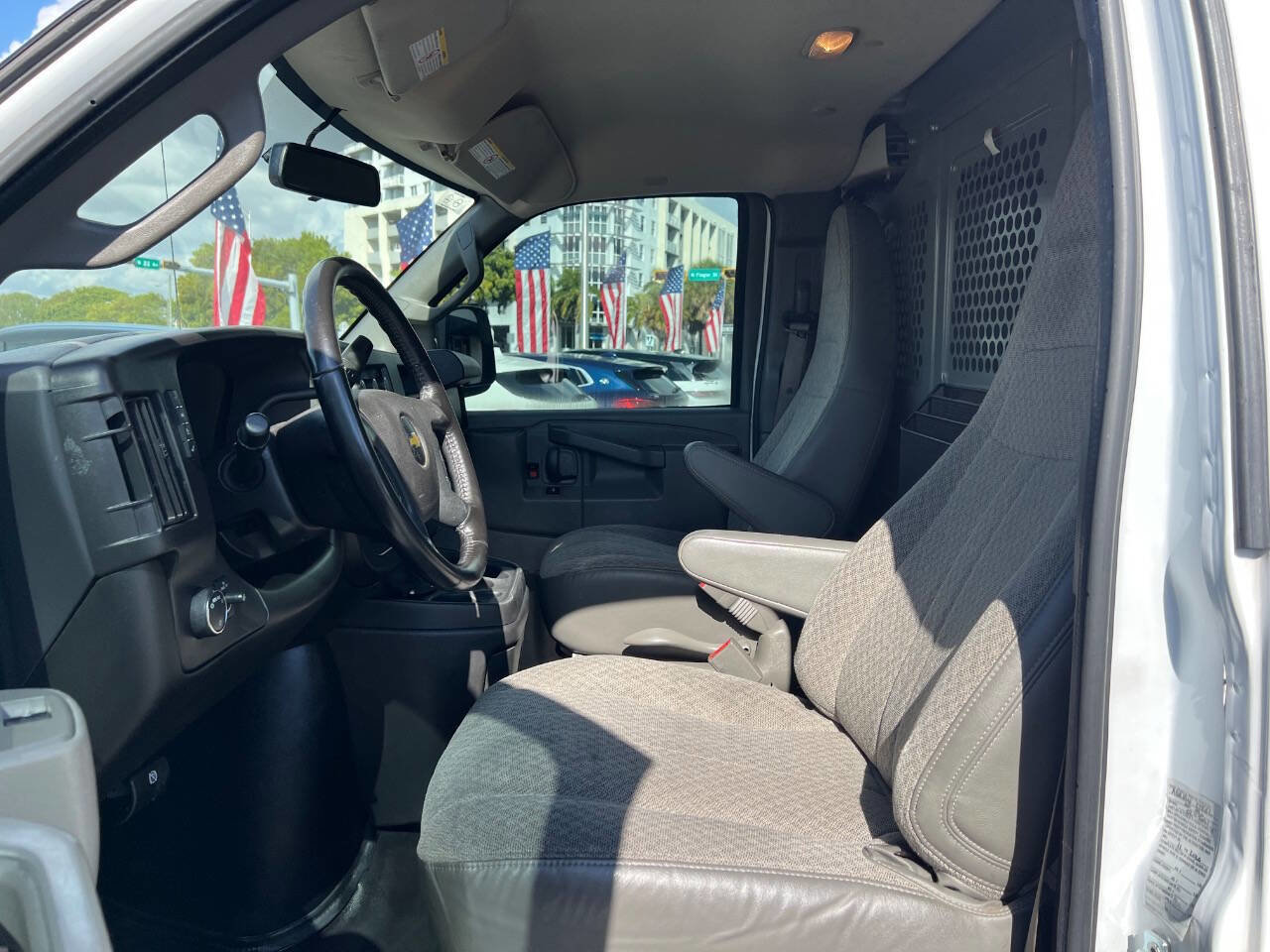 Used 2021 Chevrolet Express 2500 2500 3dr Cargo Van w/ Driver Convenience Package image 10