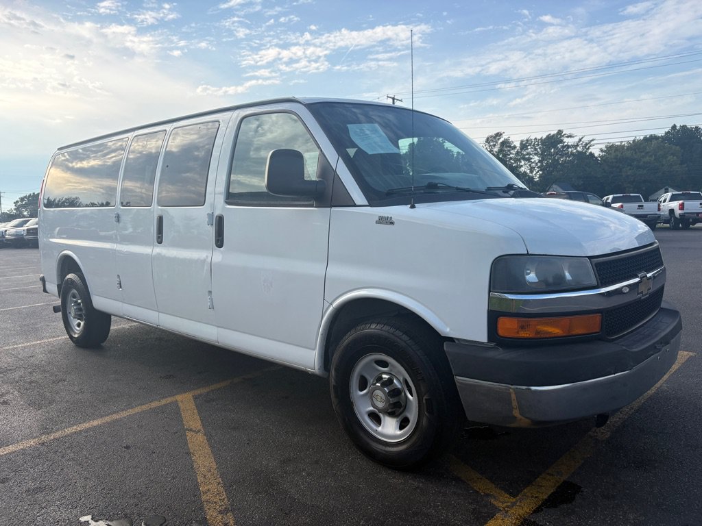 Used 2014 Chevrolet Express 3500 LT w/ LT Preferred Equipment Group RWD image 4