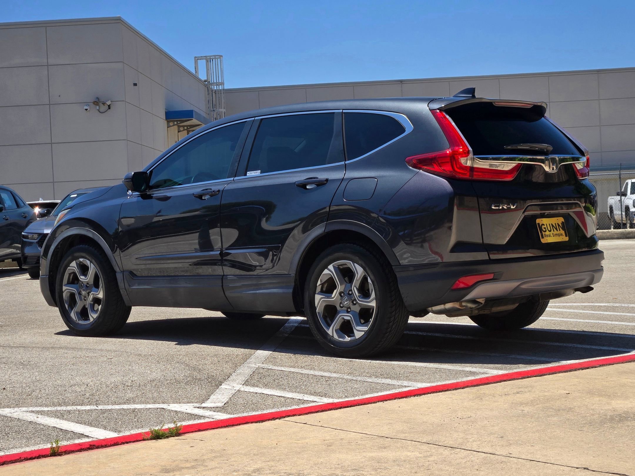 Used 2017 Honda CR-V EX-L image 5