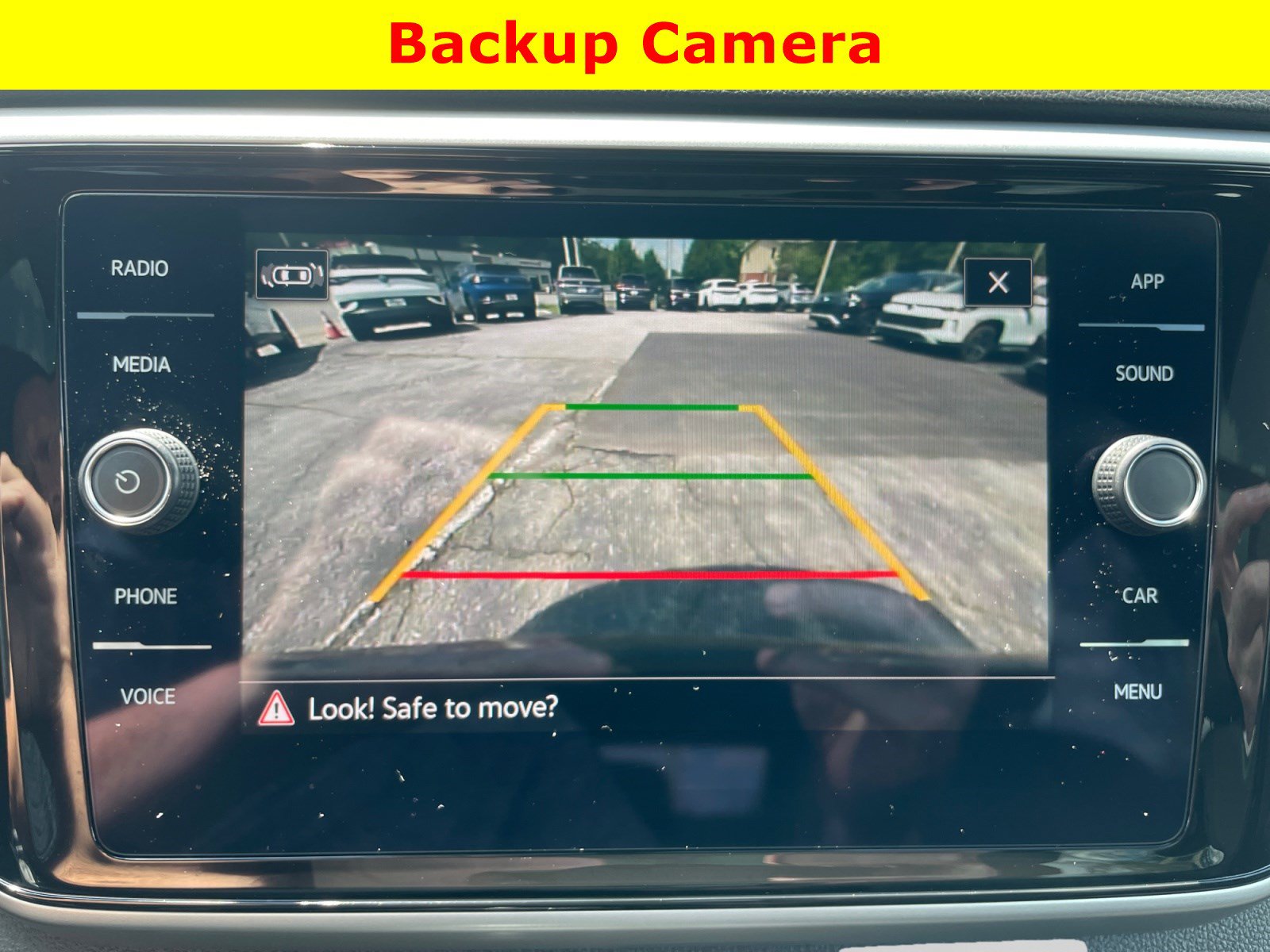 Used 2023 Volkswagen Atlas Cross Sport SE w/ Panoramic Sunroof Package FWD image 29