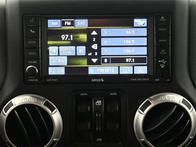 Used 2017 Jeep Wrangler Unlimited Sahara w/ Connectivity Group image 21