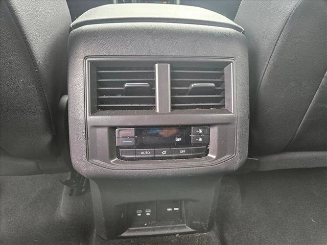 Used 2023 Volkswagen Atlas SE image 16