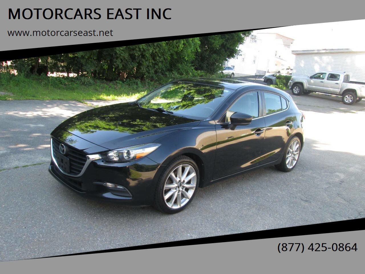 Used 2017 MAZDA MAZDA3 Touring FWD image 1