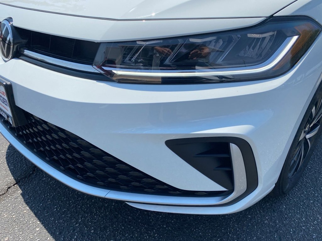 New 2025 Volkswagen Jetta S image 10