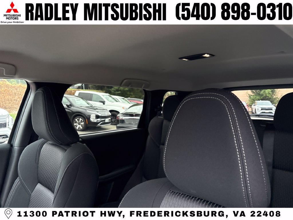 New 2026 Mitsubishi Outlander ES AWD/4WD image 2