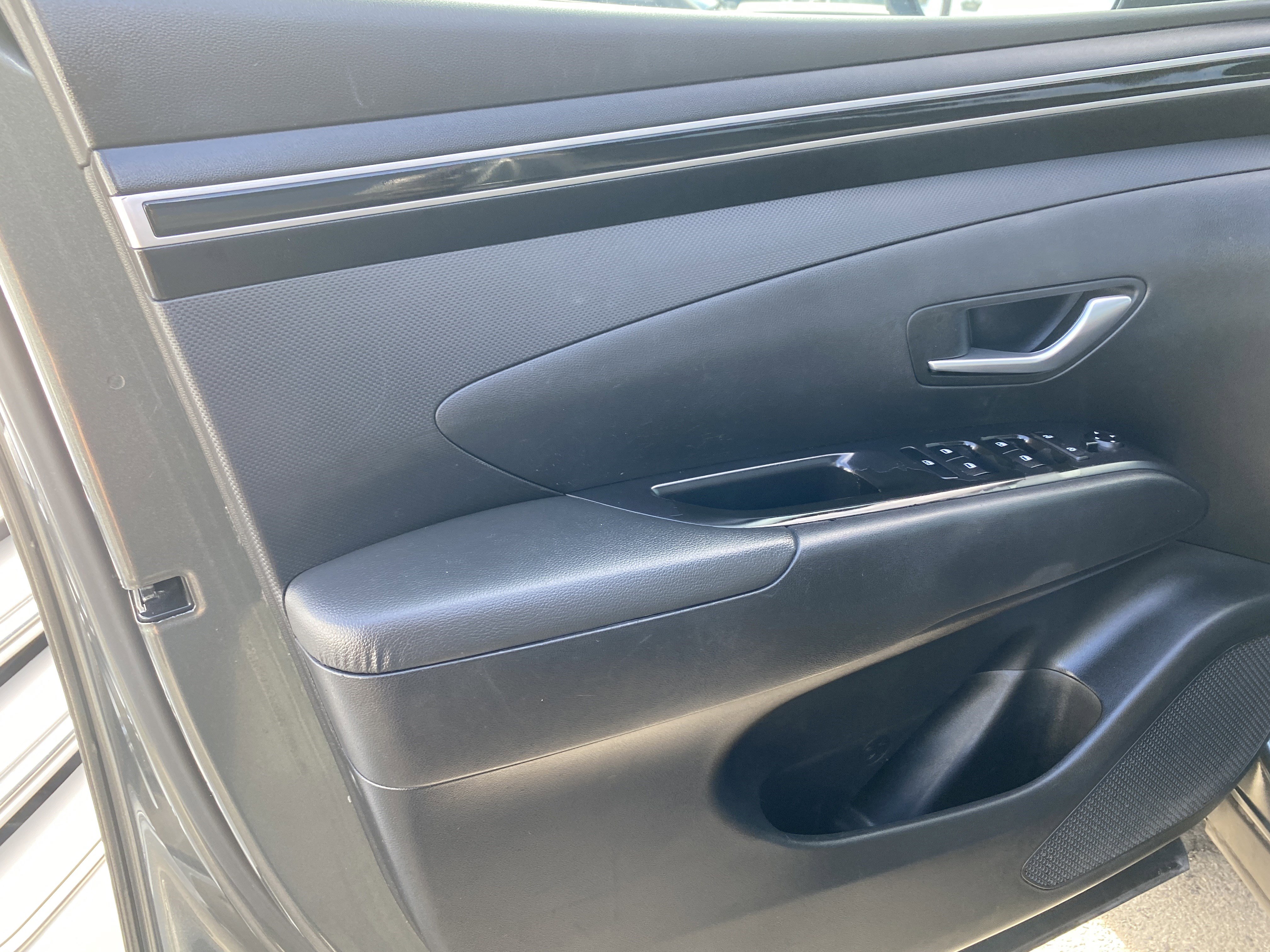 Used 2022 Hyundai Tucson SE image 14