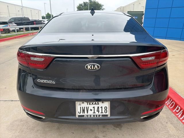 Used 2017 Kia Cadenza Premium FWD image 6