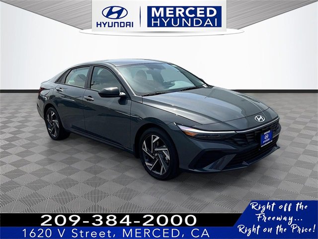 New 2025 Hyundai Elantra SEL