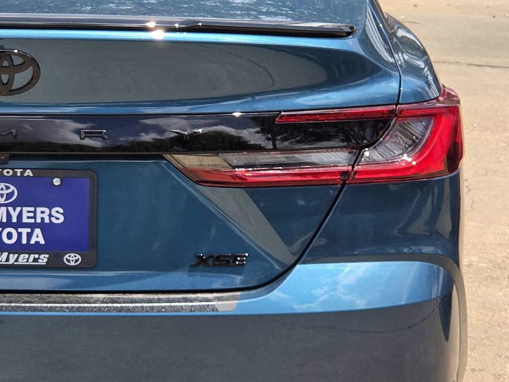 New 2026 Toyota Camry XSE FWD image 9
