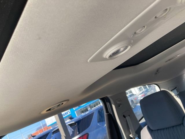 Used 2016 Chevrolet Traverse LT w/ Style and Technology Package image 16