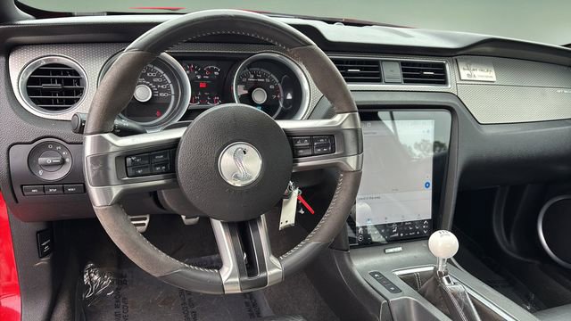 Used 2011 Ford Mustang Shelby GT500 w/ SVT Performance Pkg image 9