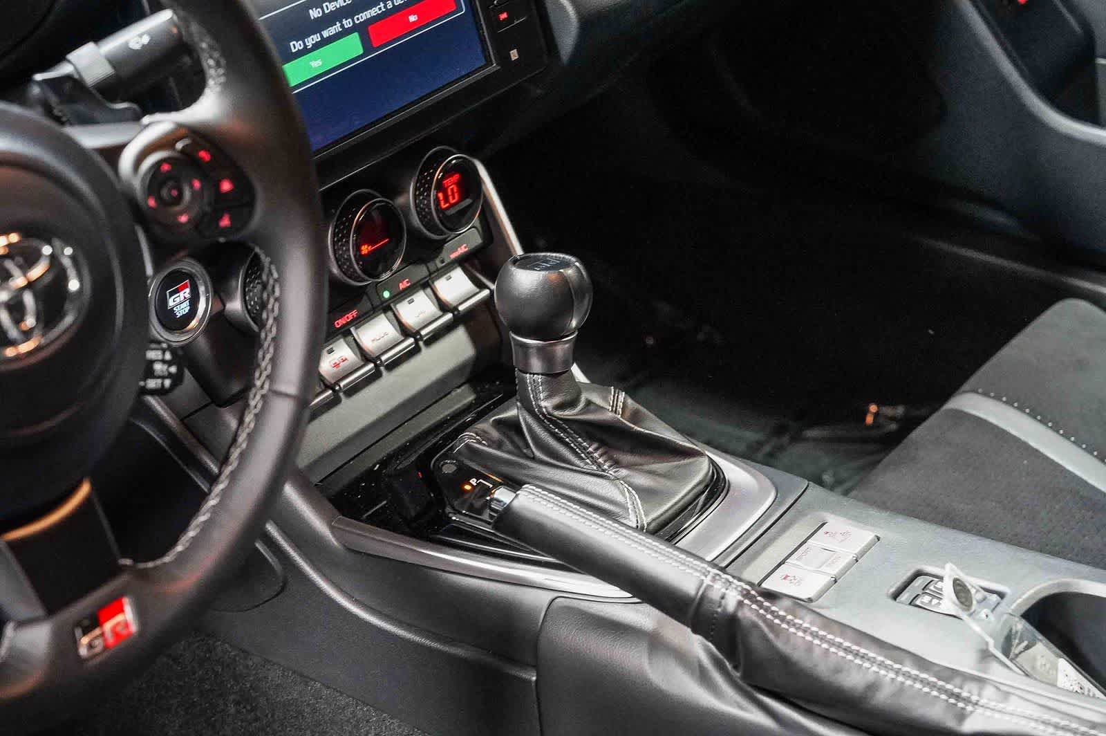 Certified 2025 Toyota GR86 Premium w/ ALL Weather Mat Package (TMS) RWD image 23